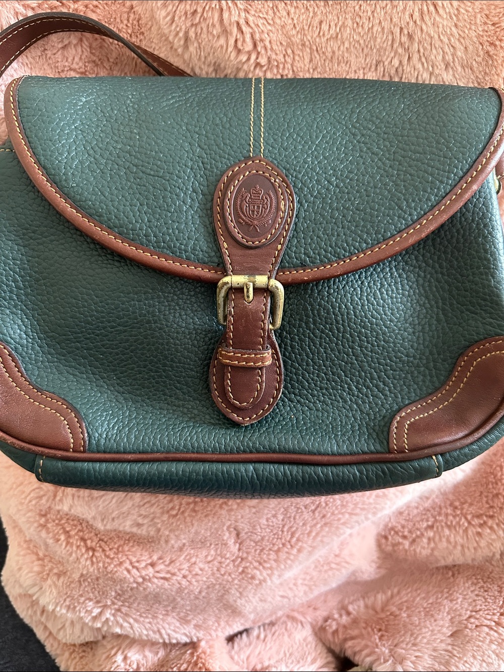 Liz Claiborne Green Pebbled Shoulder Bag with Brown Trim